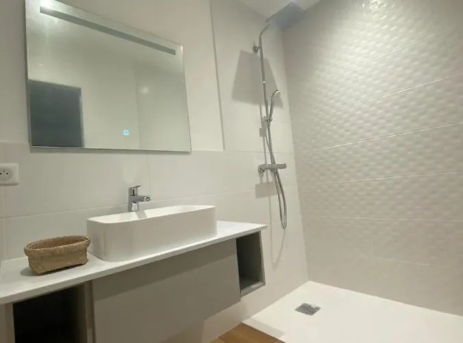 De Lauvergnac - Maisons 2 Ch, 2 Sdb 度假居 拉图巴里