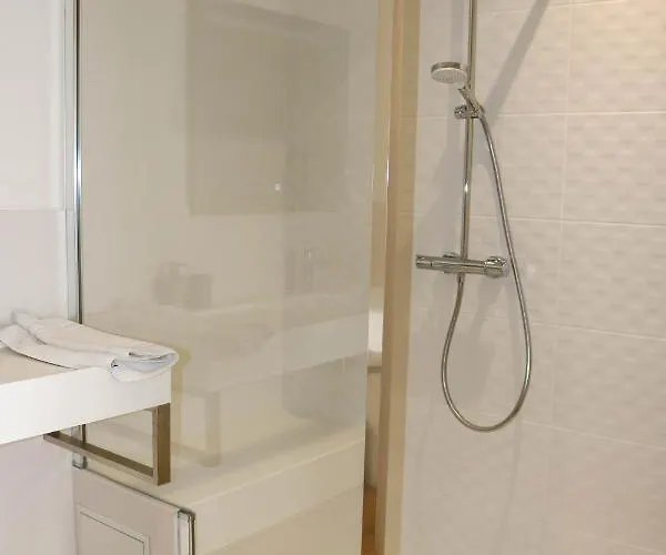 De Lauvergnac - Maisons 2 Ch, 2 Sdb * 拉图巴里